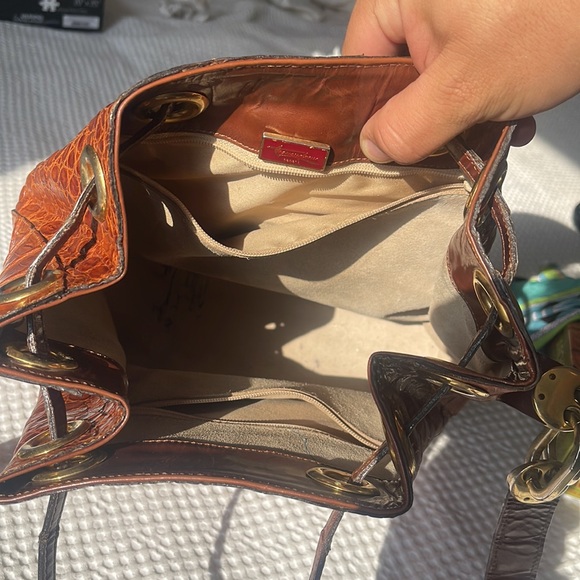 Genuine crocodile leather crossbody purse by Tequendama Bogota. - Picture 6 of 8